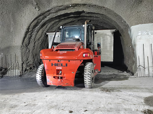 3-25噸叉車